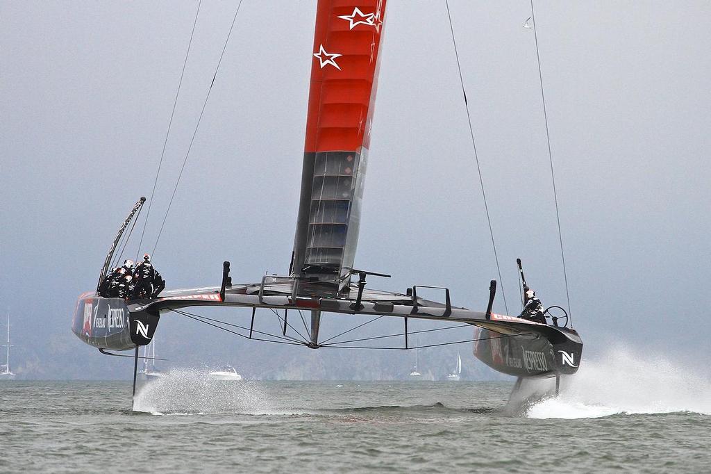 Oracle Team USA v Emirates Team New Zealand. America’s Cup Day 2, San Francisco. Emirates Team NZ leads on Leg 4, Race 3 © Richard Gladwell www.photosport.co.nz